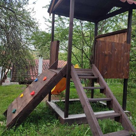 Villa "Суларската Къща" Gabrovo Exterior foto
